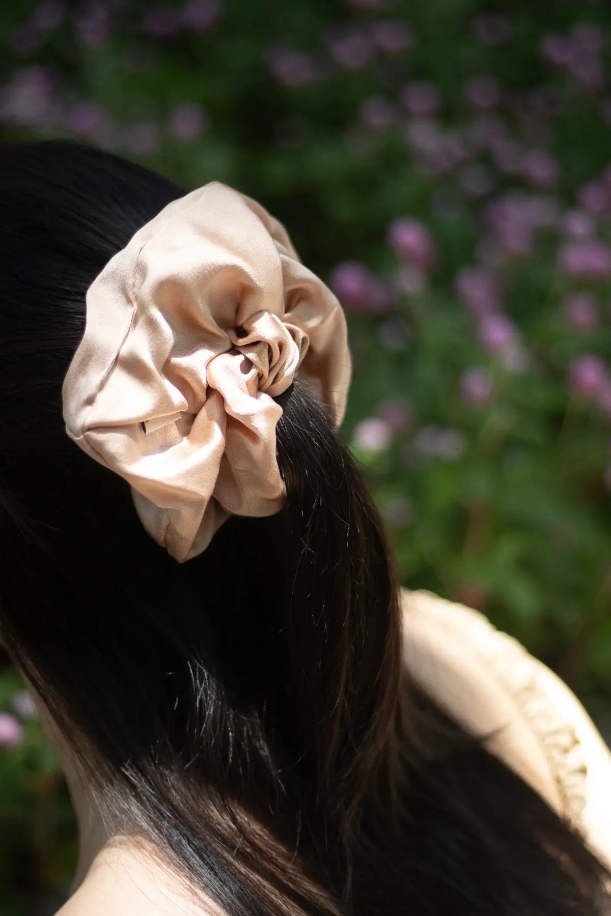 OneColours-black-soybean-silk-charmeuse-scrunchie-2