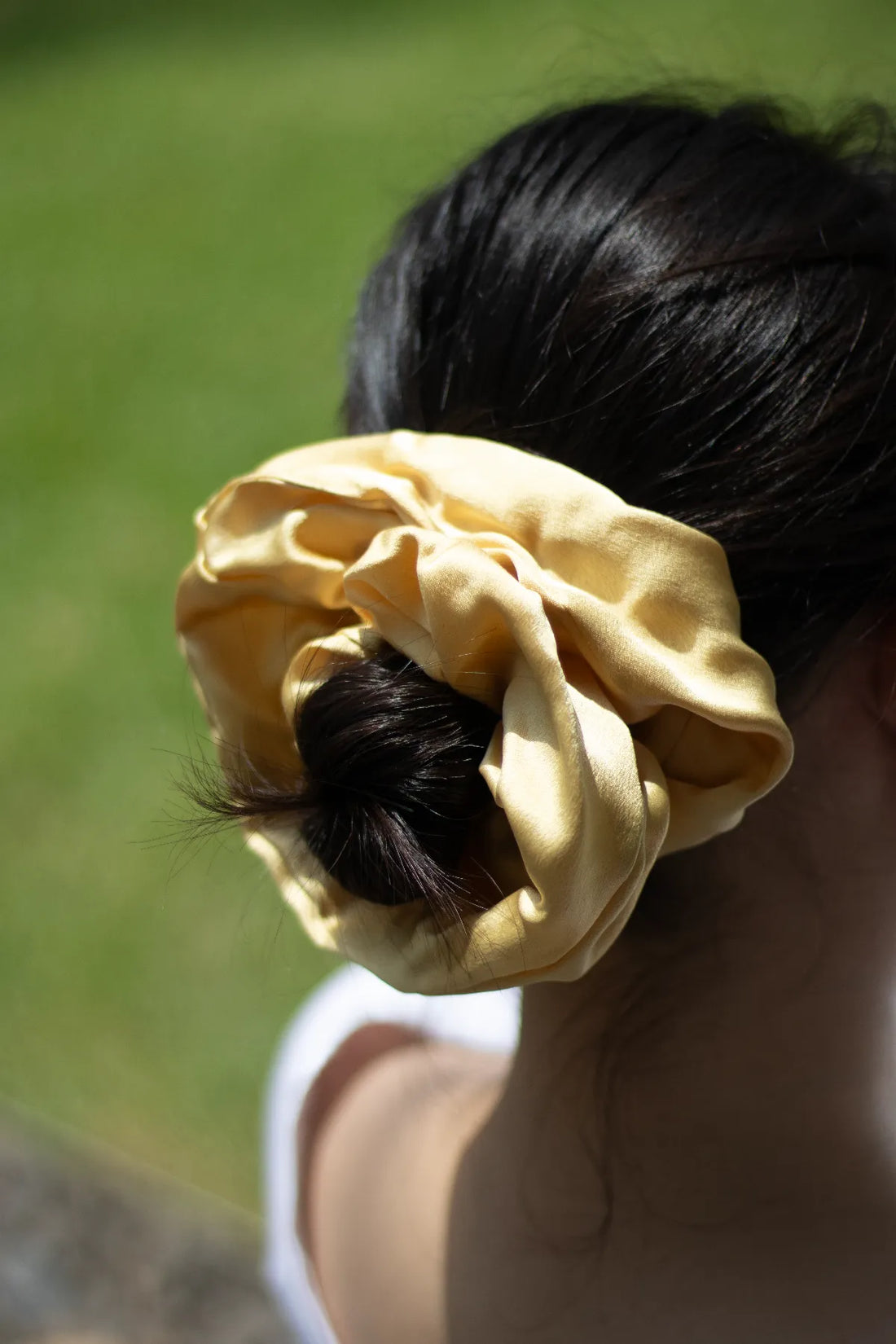 OneColours-pomegranate-peel-silk-charmeuse-scrunchie